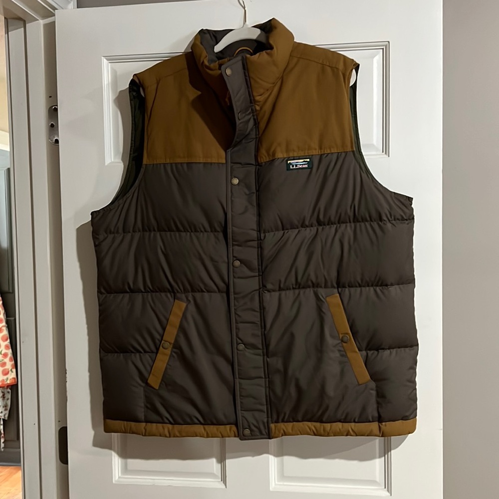 New without tags LLBean puffer vest